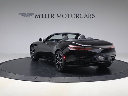 Used 2020 Aston Martin DB11 Volante image 5