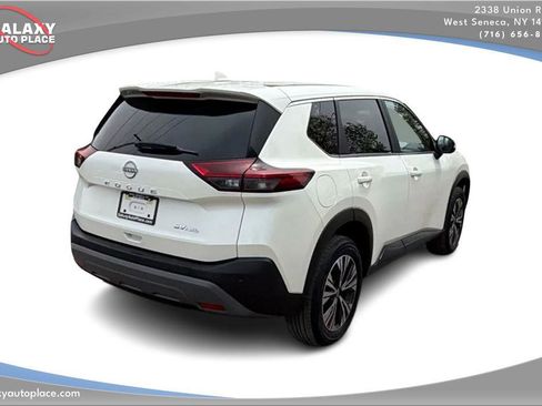 Used 2023 Nissan Rogue SV AWD/4WD image 5