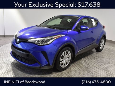 Used 2020 Toyota C-HR LE image 1