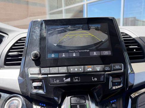 Used 2019 Honda Odyssey Elite image 18