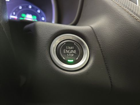 Certified 2022 GMC Yukon XL AT4 image 27