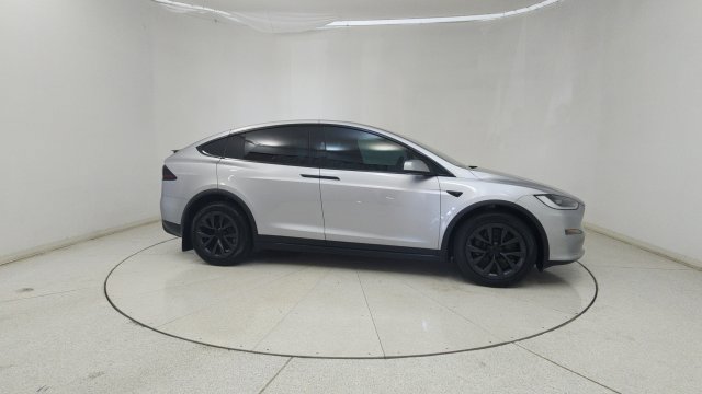 Used 2024 Tesla Model X AWD/4WD image 1