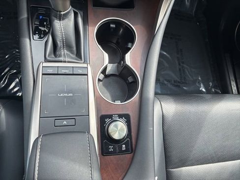 Used 2022 Lexus RX 350 AWD w/ Premium Package image 28