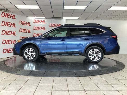 Used 2020 Subaru Outback Limited AWD/4WD image 4