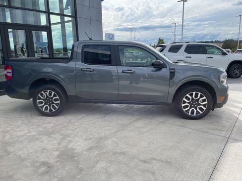 Used 2024 Ford Maverick Lariat image 4