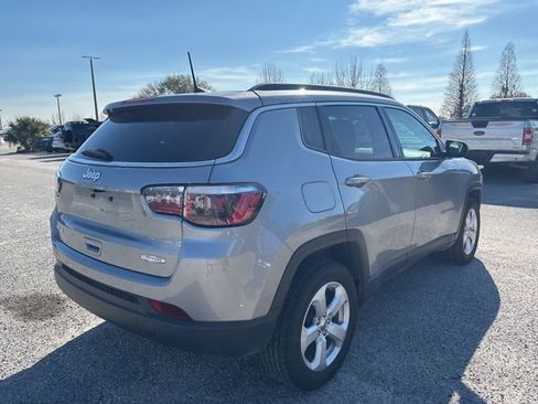 Used 2020 Jeep Compass Latitude w/ Popular Equipment Group image 5