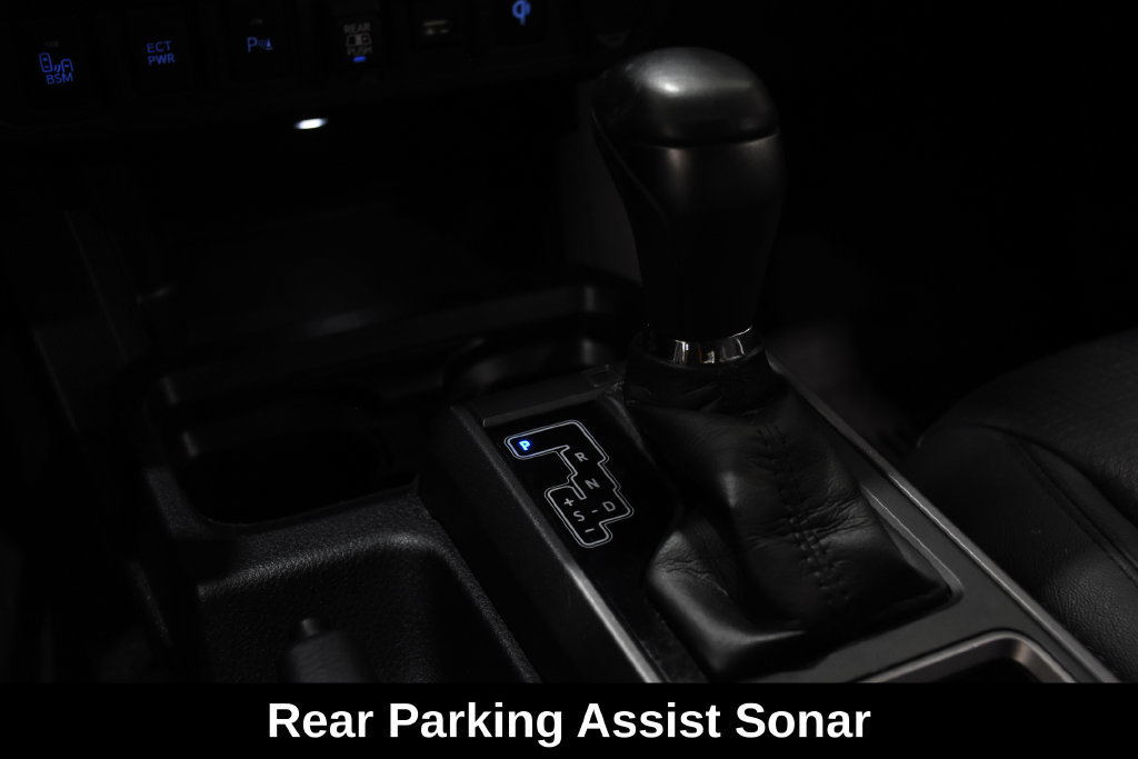 Used 2021 Toyota Tacoma TRD Off-Road w/ TRD Premium Off Road Package AWD/4WD image 31