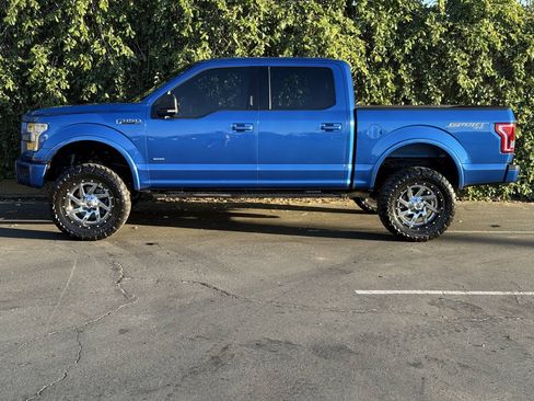 Used 2015 Ford F150 XLT w/ Equipment Group 301A Mid AWD/4WD image 5
