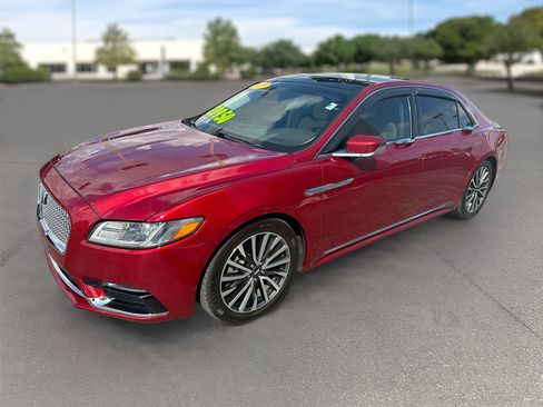 Used 2019 Lincoln Continental Select FWD image 3