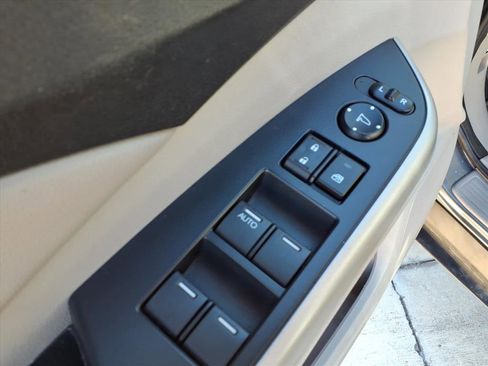 Used 2013 Honda CR-V EX-L image 19