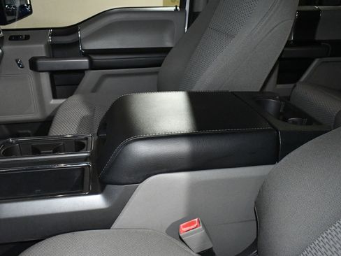 Used 2019 Ford F150 XLT image 39