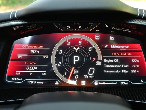 Used 2023 Chevrolet Corvette Stingray Preferred Cpe w/ Z51 Performance Package RWD image 21