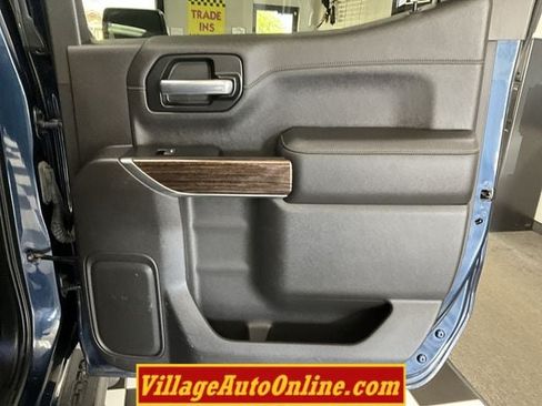 Used 2019 GMC Sierra 1500 SLE w/ SLE Value Package AWD/4WD image 31