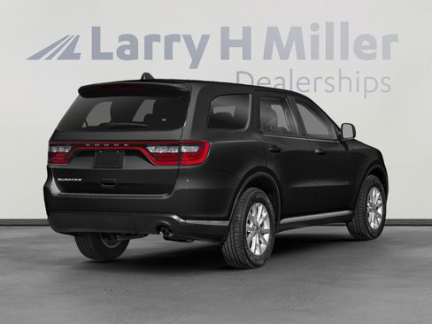 Used 2023 Dodge Durango R/T w/ Hemi Orange Plus Package AWD/4WD image 2