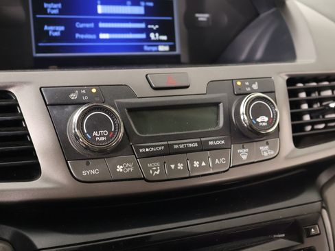 Used 2016 Honda Odyssey EX-L image 7