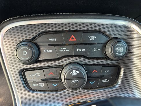 Used 2017 Dodge Challenger T/A image 15