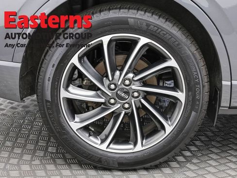 Used 2023 Lincoln Corsair Grand Touring w/ Equipment Group 301A AWD/4WD image 32