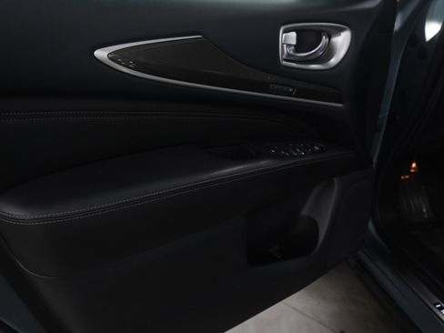 Used 2018 INFINITI QX60 Base w/ Premium Plus Package image 24