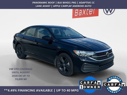 Certified 2022 Volkswagen Jetta SE w/ Panoramic Sunroof Package