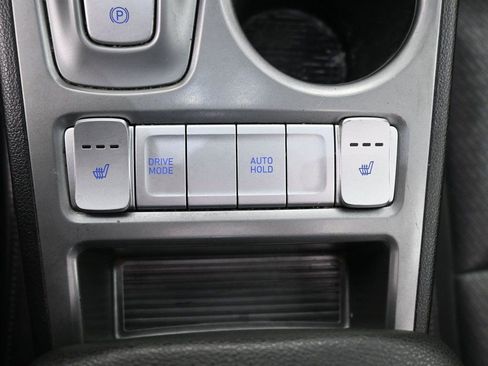 Used 2021 Hyundai Kona Limited w/ Cargo Package image 16