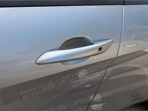 Certified 2023 Hyundai Elantra SEL w/ Convenience Package image 7