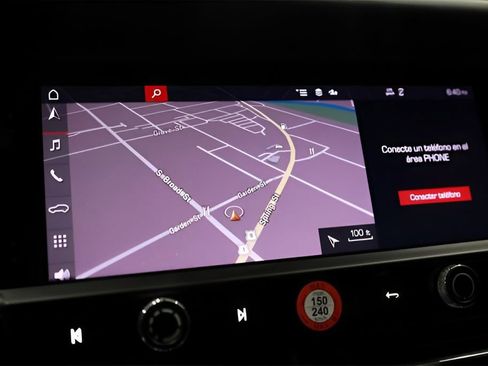 Used 2023 Porsche Macan Base w/ Premium Package Plus image 35