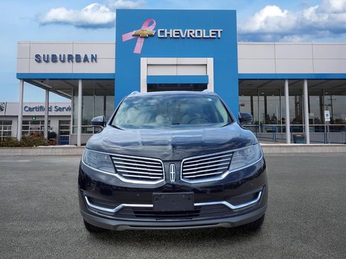 Used 2017 Lincoln MKX Reserve w/ Luxury Package AWD/4WD image 2