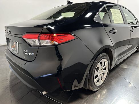 Used 2024 Toyota Corolla LE AWD/4WD image 14