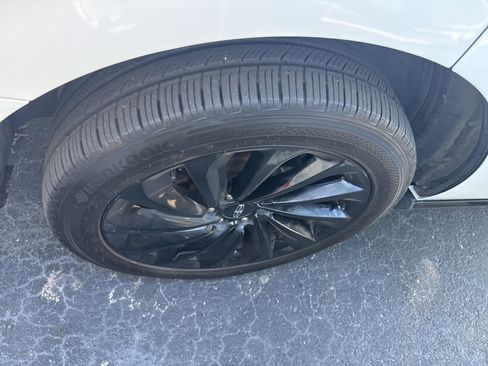 Used 2020 Lincoln Navigator Reserve w/ Equipment Group 208A Reserve image 6