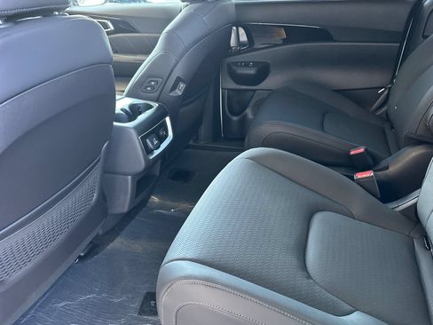 New 2026 Kia Carnival SX Prestige FWD image 12