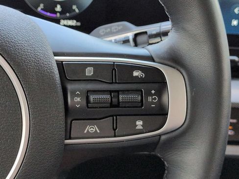 Used 2025 Kia Sportage SX FWD image 26