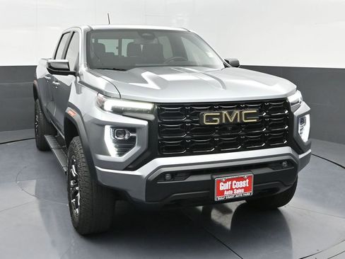 Used 2023 GMC Canyon Elevation w/ Convenience Package image 3