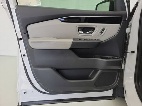 Used 2023 Honda Pilot Touring image 20