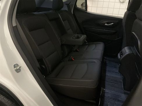Used 2022 GMC Terrain SLE w/ Driver Convenience Package image 20