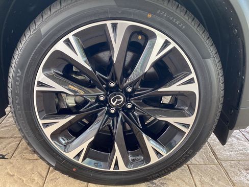 Used 2024 MAZDA CX-90 Plug-In Hybrid w/ Premium Pkg AWD/4WD image 14