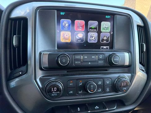 Used 2018 Chevrolet Silverado 1500 LT w/ All Star Edition AWD/4WD image 9