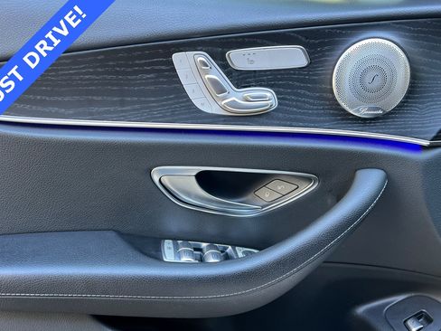 Used 2022 Mercedes-Benz E 350 Sedan image 11