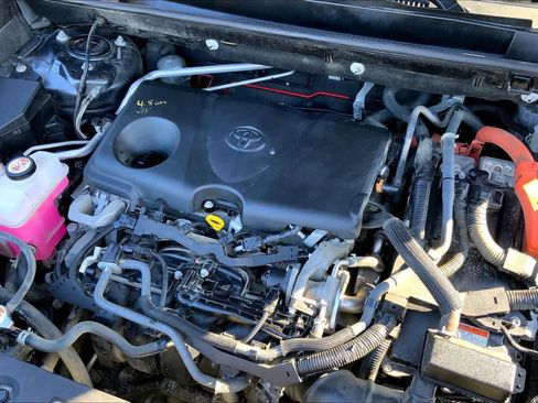 Used 2021 Toyota RAV4 XLE w/ Convenience Package AWD/4WD image 33