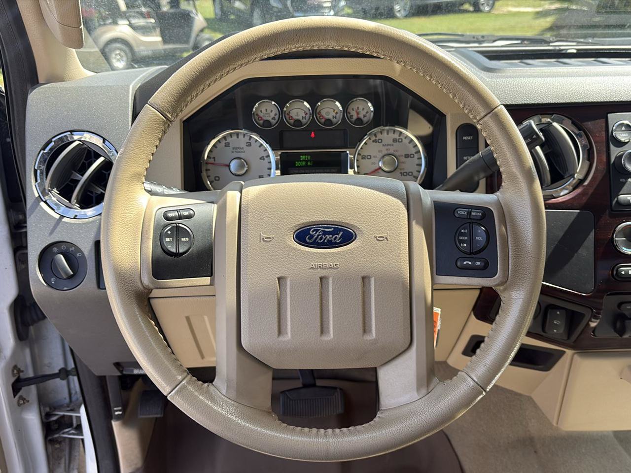 Used 2010 Ford F250 Lariat RWD image 10