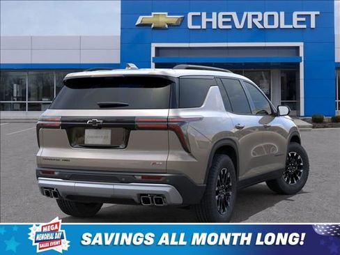 New 2026 Chevrolet Traverse Z71 w/ Driver Confidence Package AWD/4WD image 4