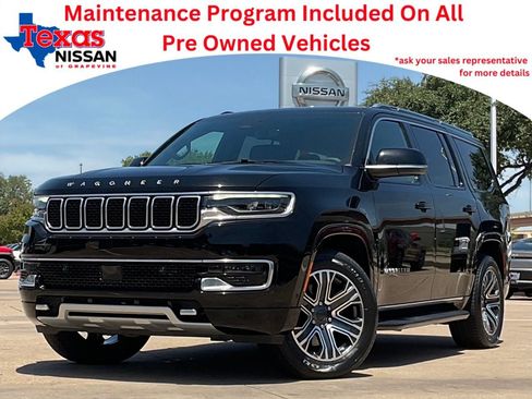 Used 2023 Jeep Wagoneer Series II w/ HD Trailer Tow Package AWD/4WD image 1