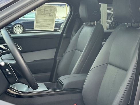 Used 2025 Land Rover Range Rover Velar S image 6