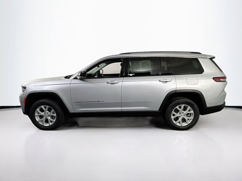 Used 2023 Jeep Grand Cherokee L Limited AWD/4WD image 8
