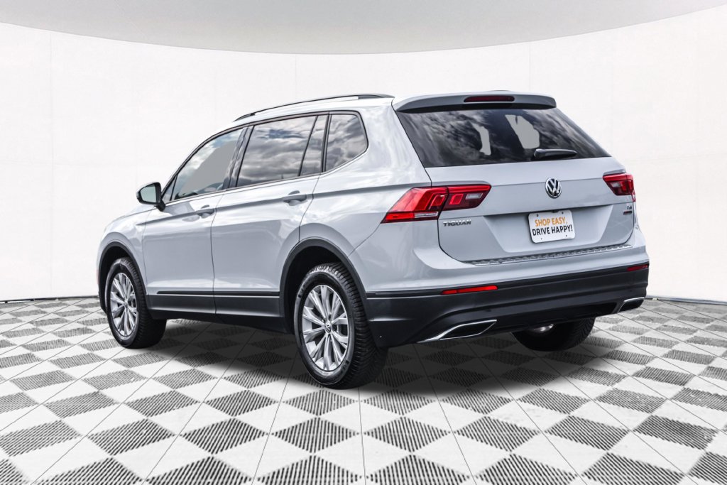 Used 2018 Volkswagen Tiguan S w/ 3rd Row Seat Package AWD/4WD image 13