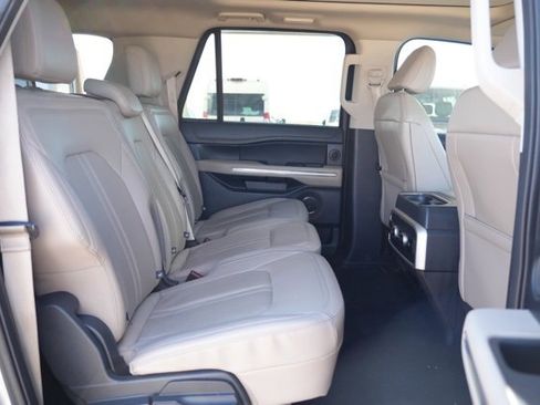 Used 2024 Ford Expedition Max Limited image 22