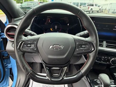 Certified 2024 Chevrolet Trax RS w/ Sunroof Package FWD image 20