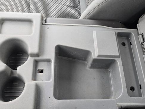 Used 2011 Ford F450 XL w/ Snow Plow Prep Pkg image 19