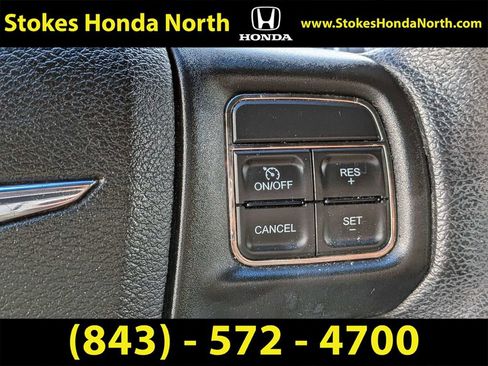 Used 2014 Chrysler 200 LX FWD image 30