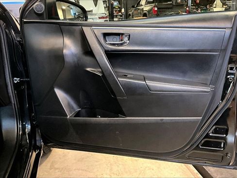 Used 2015 Toyota Corolla S FWD image 12