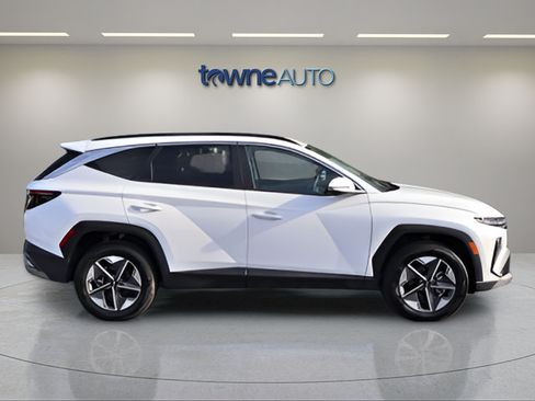Used 2025 Hyundai Tucson SEL AWD/4WD image 6